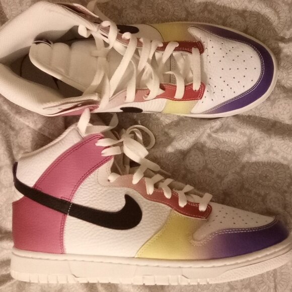 Nike Dunk High Multi-Color Gradient Sneakers with Red Log Sneake - Picture 1 of 4